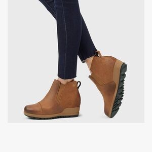 SOREL Evie Tan Leather Pull On Booties, Boots, Size 6.5, Wedge, Waterproof